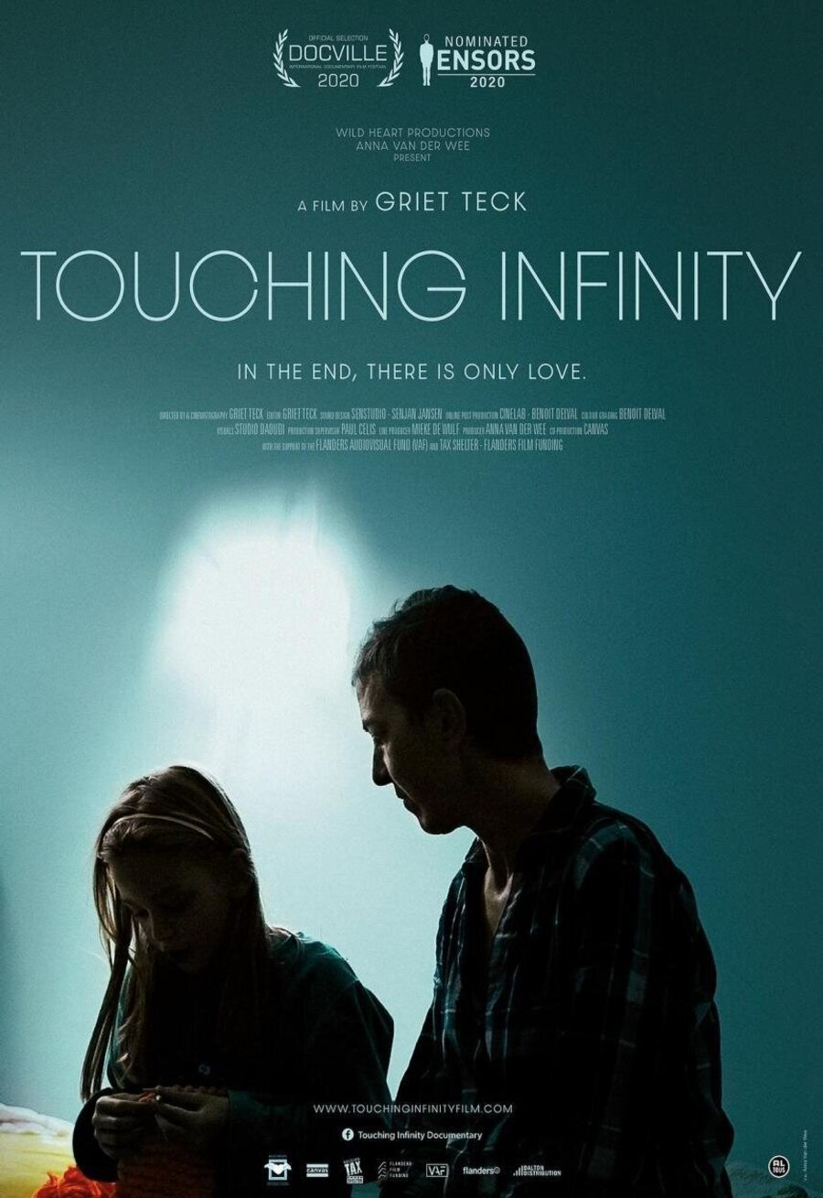 Poster of Touching Infinity - Internacional