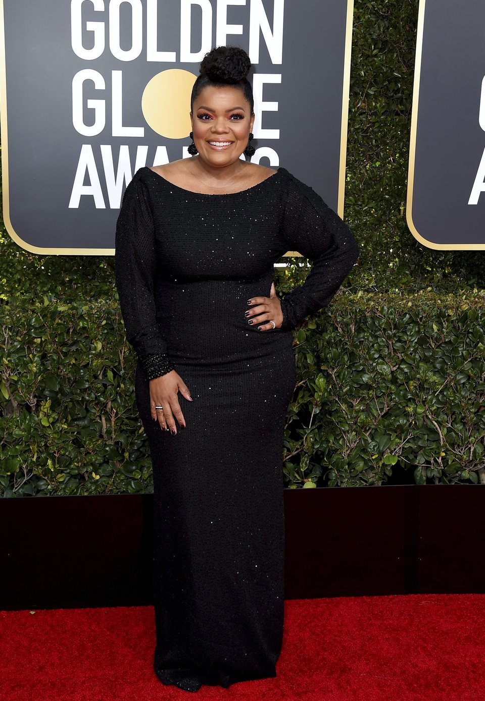 Yvette Nicole Brown at the Golden Globes 2019 red carpet