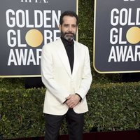 Tony Shalhoub at the Golden Globes 2019 red carpet