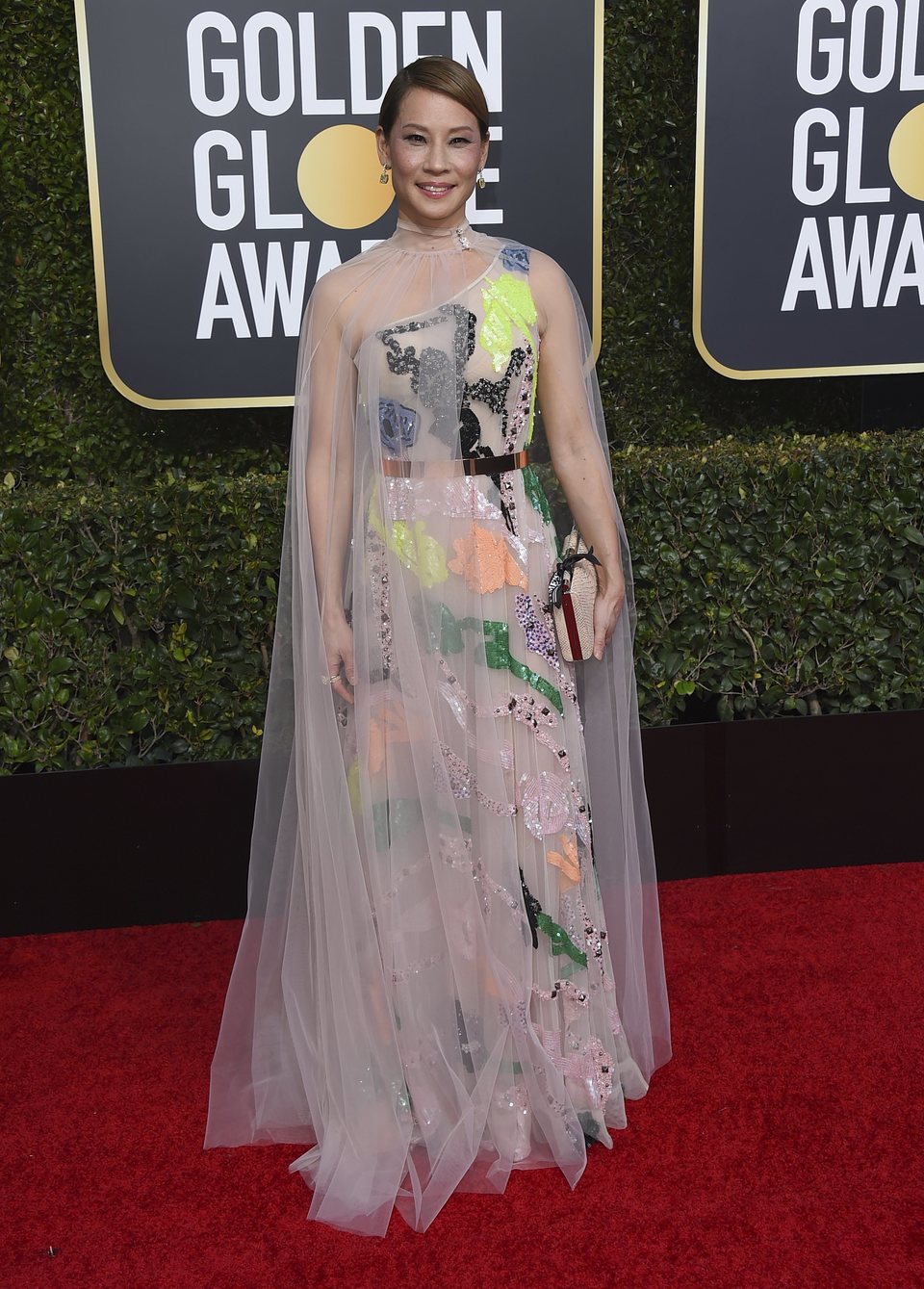 Lucy Liu at the Golden Globes 2019 red carpet 