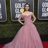 Emmy Rossum at the Golden Globes 2019 red carpet