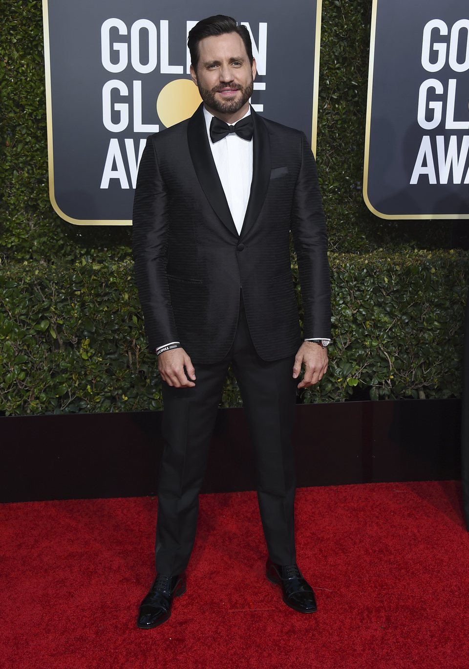 Edgar Ramirez at the Golden Globes 2019 red carpet