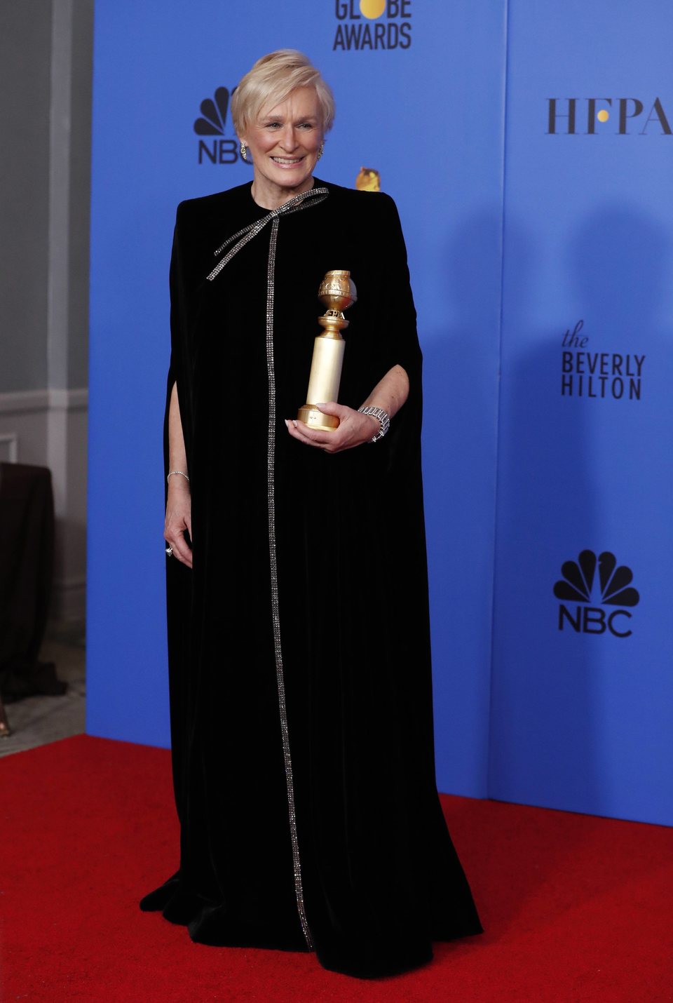 Glenn Close poses with her Golden Globe