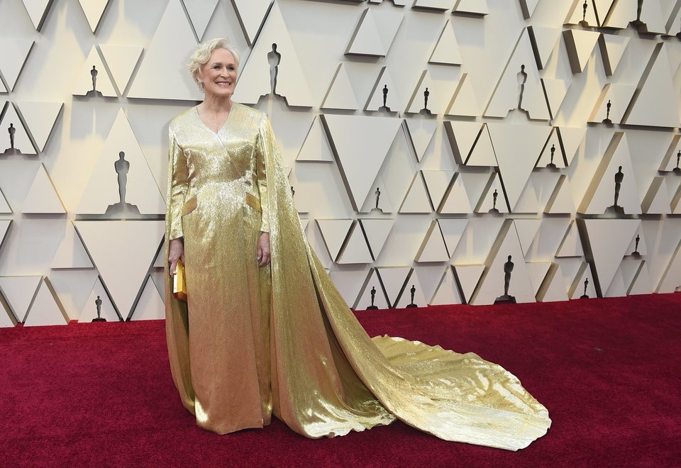 Glenn Close at the Oscars 2019 red carpet