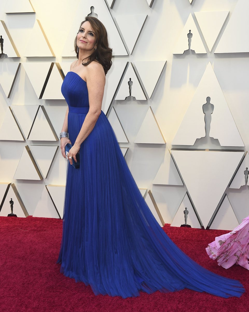 Tina Fey on the red carpet at the 2019 Oscars