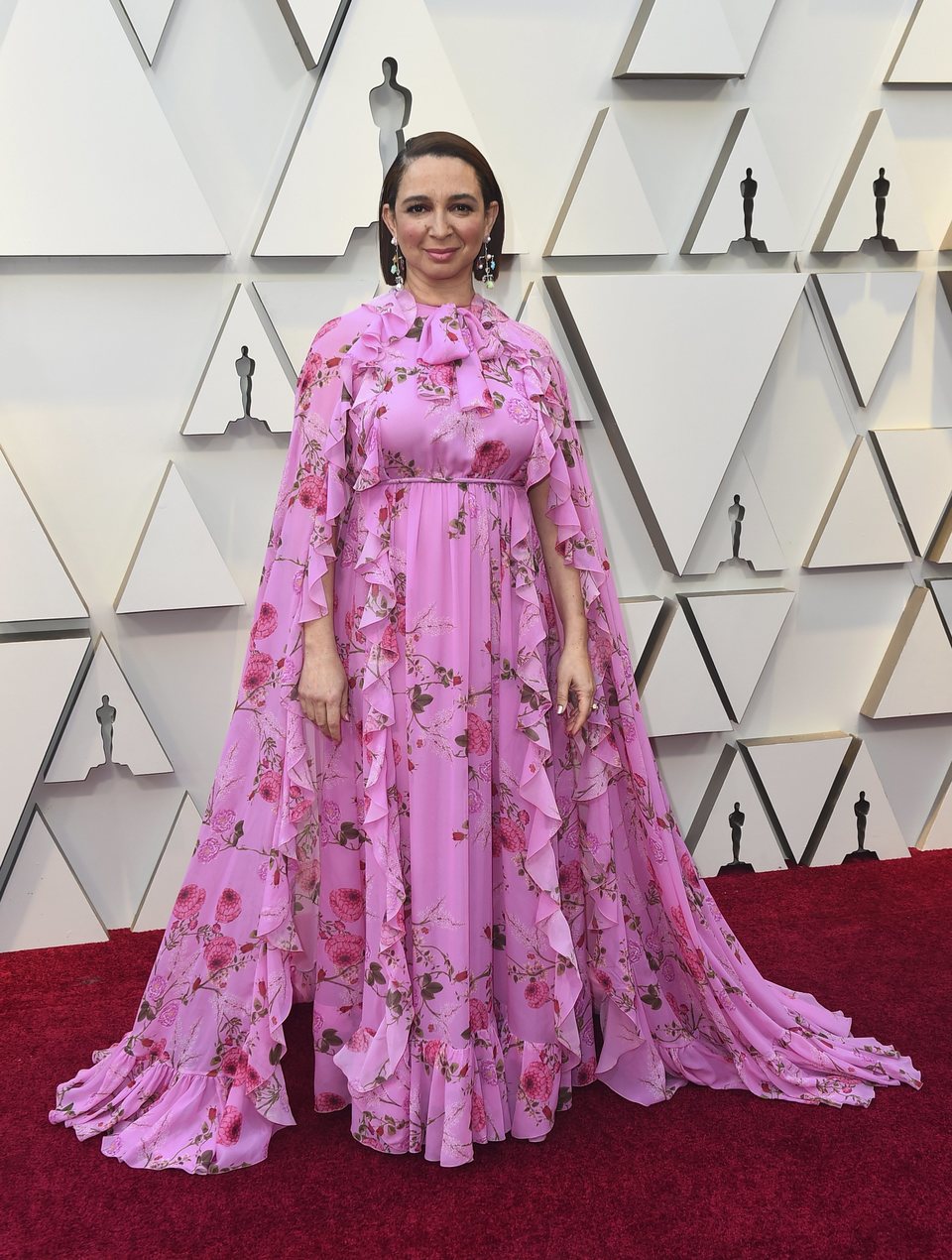 Maya Rudolph on the red carpet at the 2019 Oscars