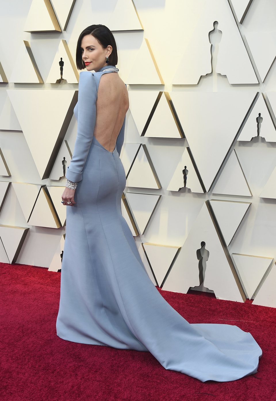 Charlize Theron on the red carpet at the Oscars 2019