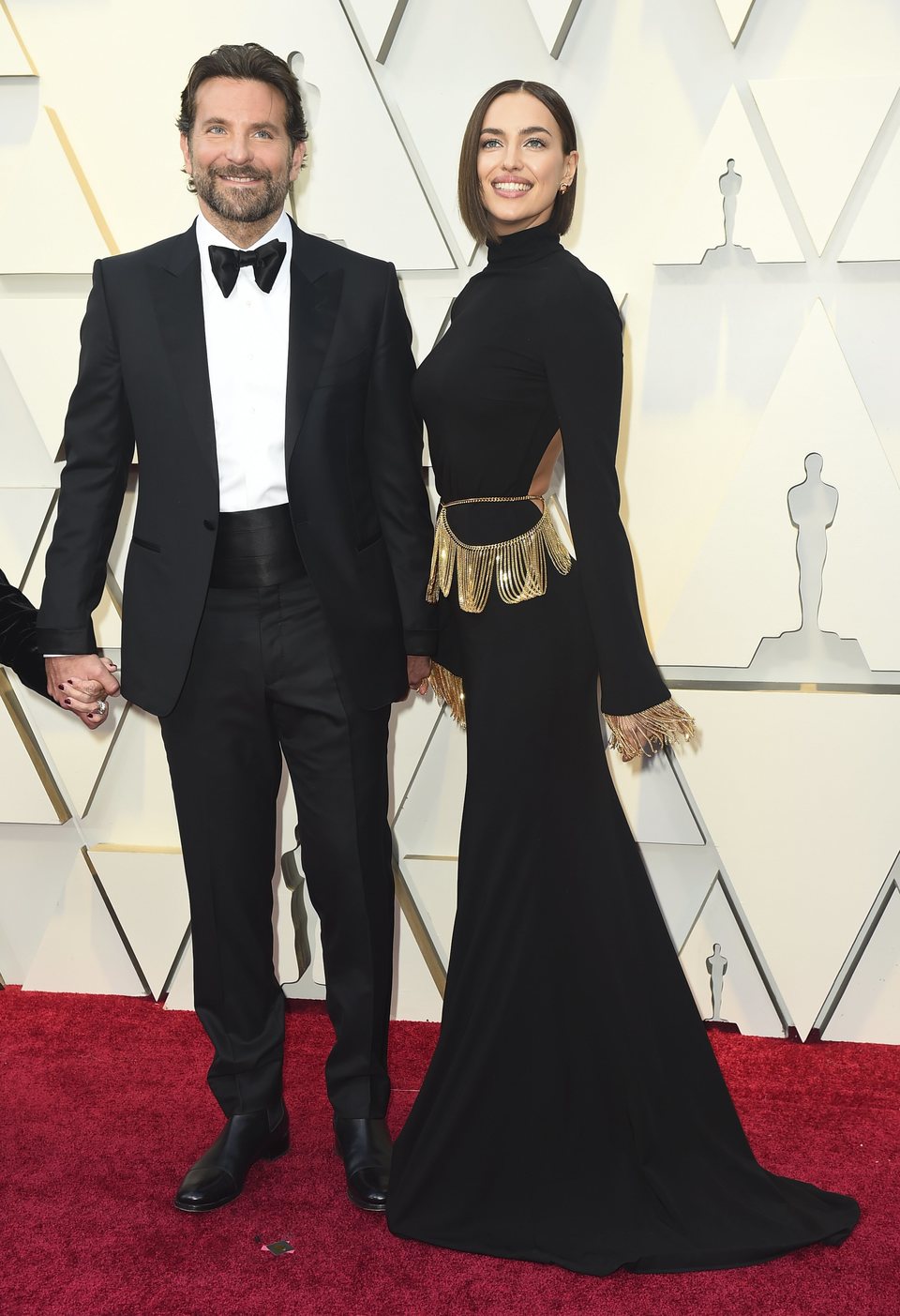 Bradley Cooper and Irina Shayk on the red carpet at the Oscars 2019