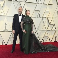 Olivia Colman and Ed Sinclair on the red carpet at the Oscars 2019