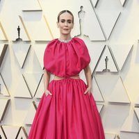 Sarah Paulson on the red carpet at the Oscars 2019