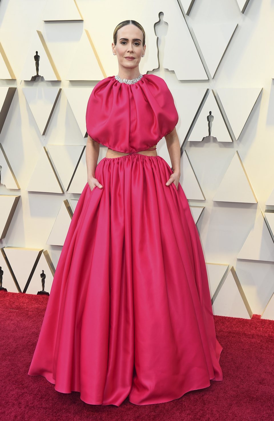 Sarah Paulson on the red carpet at the Oscars 2019