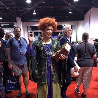 Fan dressed up as Winnie, from 'Hocus Pocus'