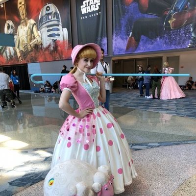 Fan dressed up as Bo Peep, from 'Toy Story'