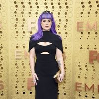 Kelly Osbourne at the Emmy 2019 red carpet