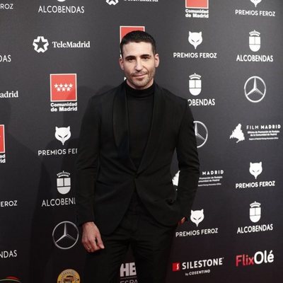 Miguel Ángel Silvestre at the Feroz Awards 2020 red carpet