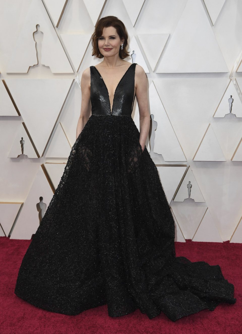 Geena Davis at the Oscar 2020 red carpet