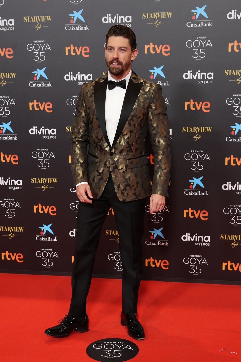 Adrián Lastra at the red carpet of the 35th edition of the Goya Awards