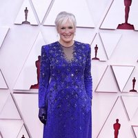 Glenn Close at the Oscars 2021 red carpet