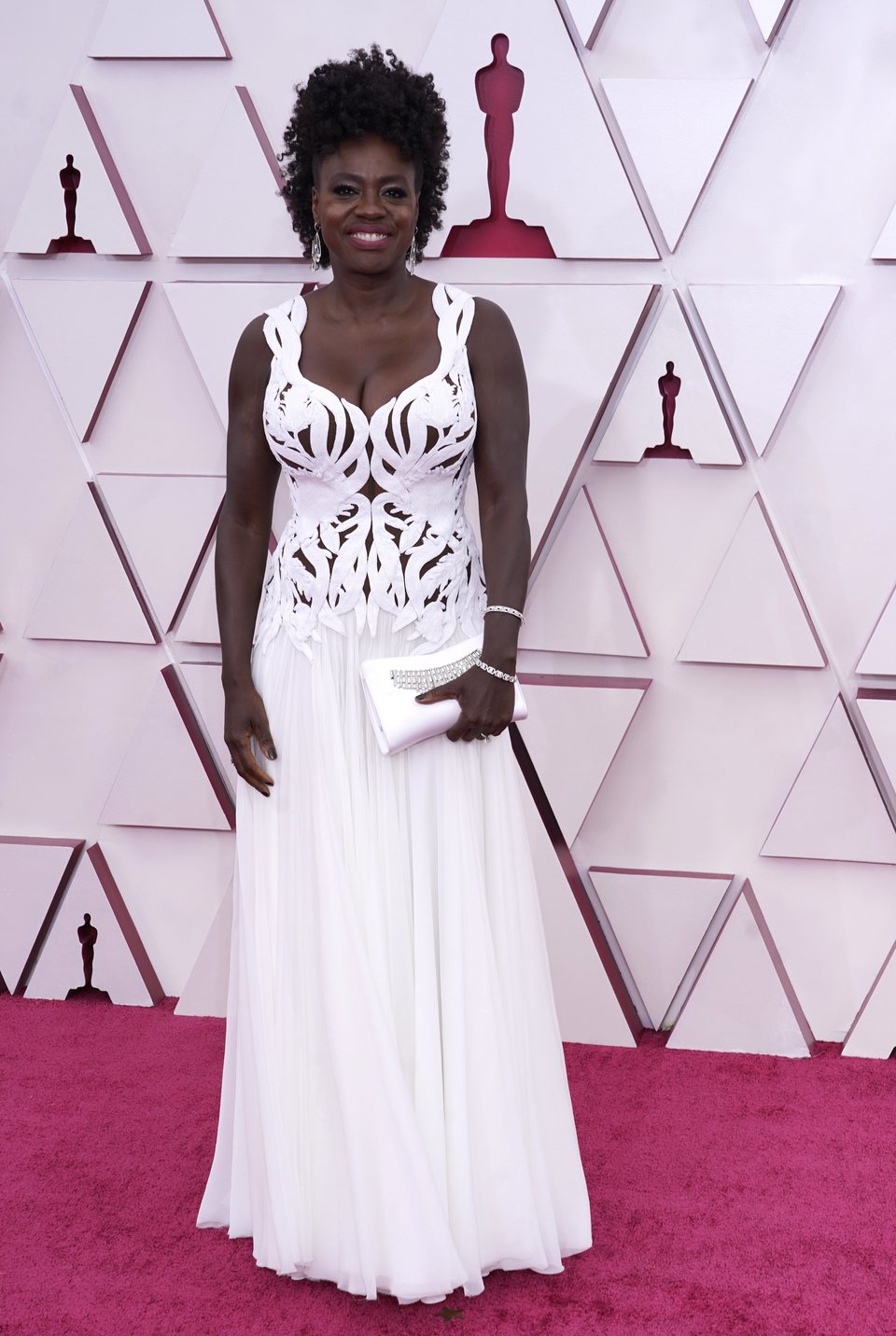 Viola Davis at the Oscars 2021 red carpet