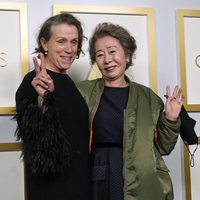 Frances McDormand and Yuh-Jung Youn winners of the Oscar 2021 for Best Actress and Best Supporting Actress