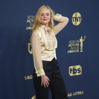 Elle Fanning at the Screen Actors Guild Awards 2022