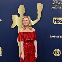 Kirsten Dunst at the Screen Actors Guild Awards 2022