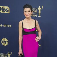 Julianna Margulies at the Screen Actors Guild Awards 2022