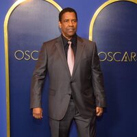 Denzel Washington at the Oscars 2022 nominees luncheon