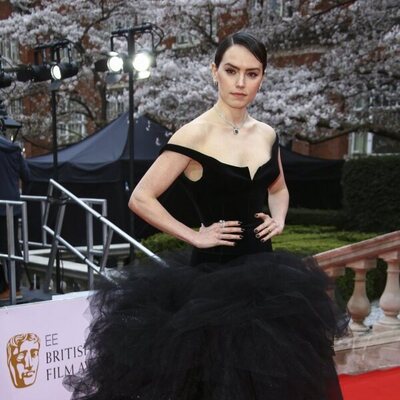 Daisy Ridley at the BAFTAs 2022 red carpet