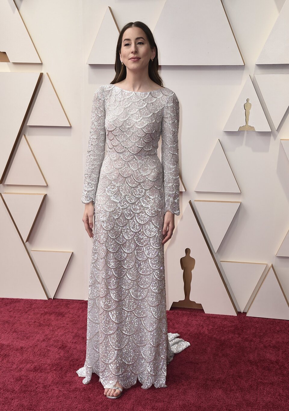 Alana Haim at the Oscars 2022 red carpet