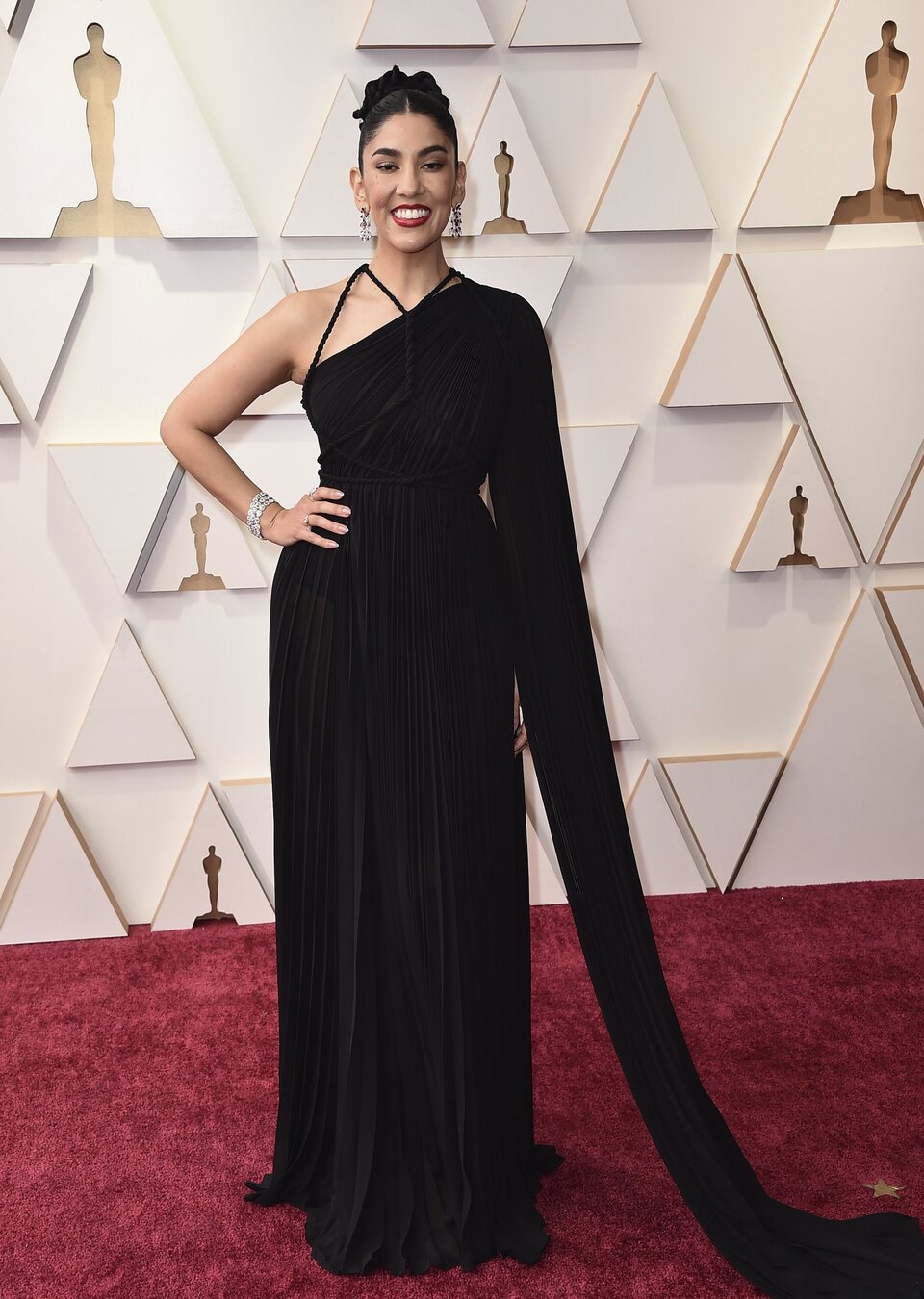 Stephanie Beatriz at the Oscars 2022 red carpet