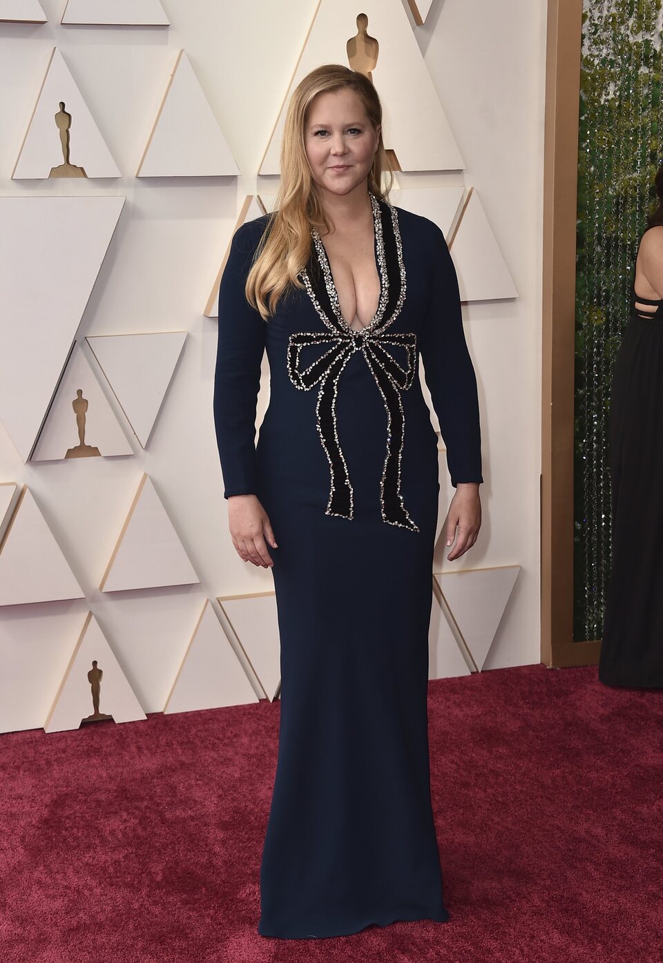 Amy Schumer at the Oscars 2022 red carpet