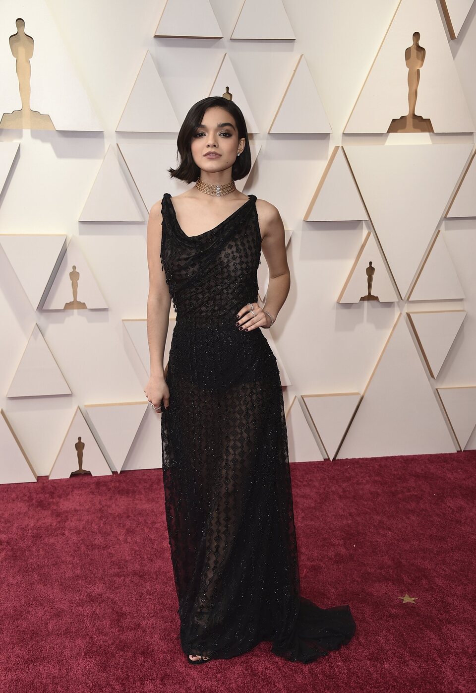 Rachel Zegler at the Oscars 2022 red carpet