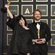 Billie Eilish y Finneas Oconnell, winners of the best score Oscar