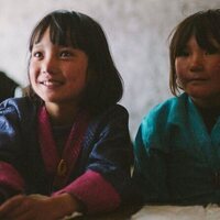 Lunana: A Yak in the Classroom