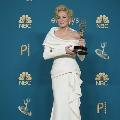 Jean Smart Emmy 2022 winner