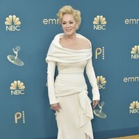 Jean Smart on the red carpet at the Emmy Awards 2022