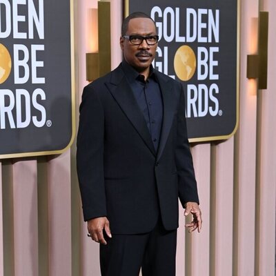 Eddie Murphy at the Golden Globes 2023 red carpet