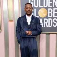 Tyler James Williams at the Golden Globes 2023 red carpet