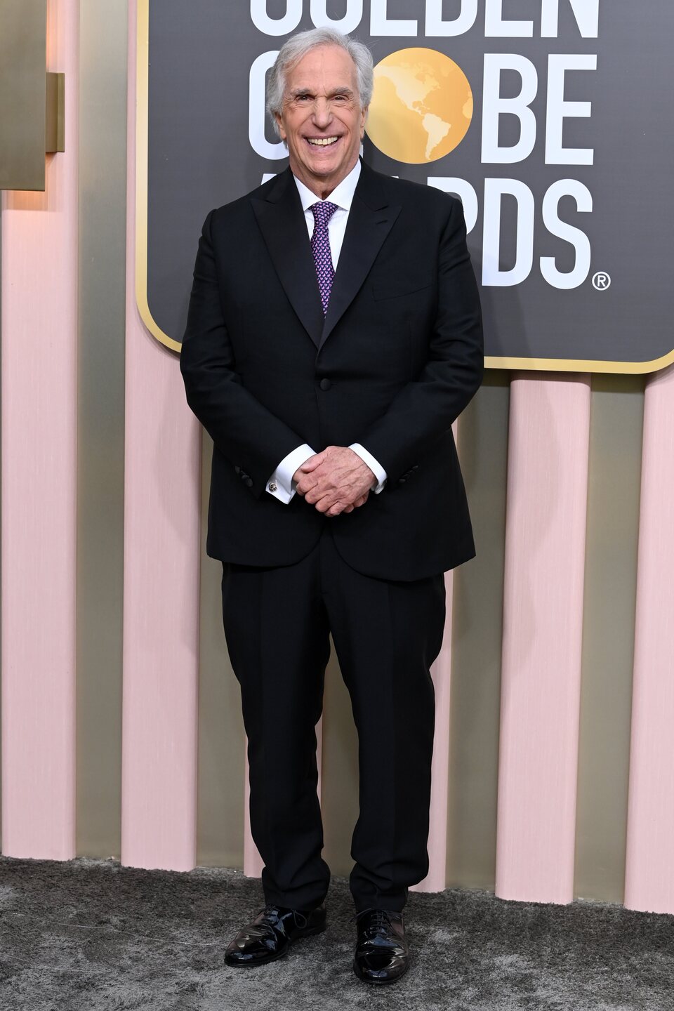 Henry Winkler at the Golden Globes 2023 red carpet