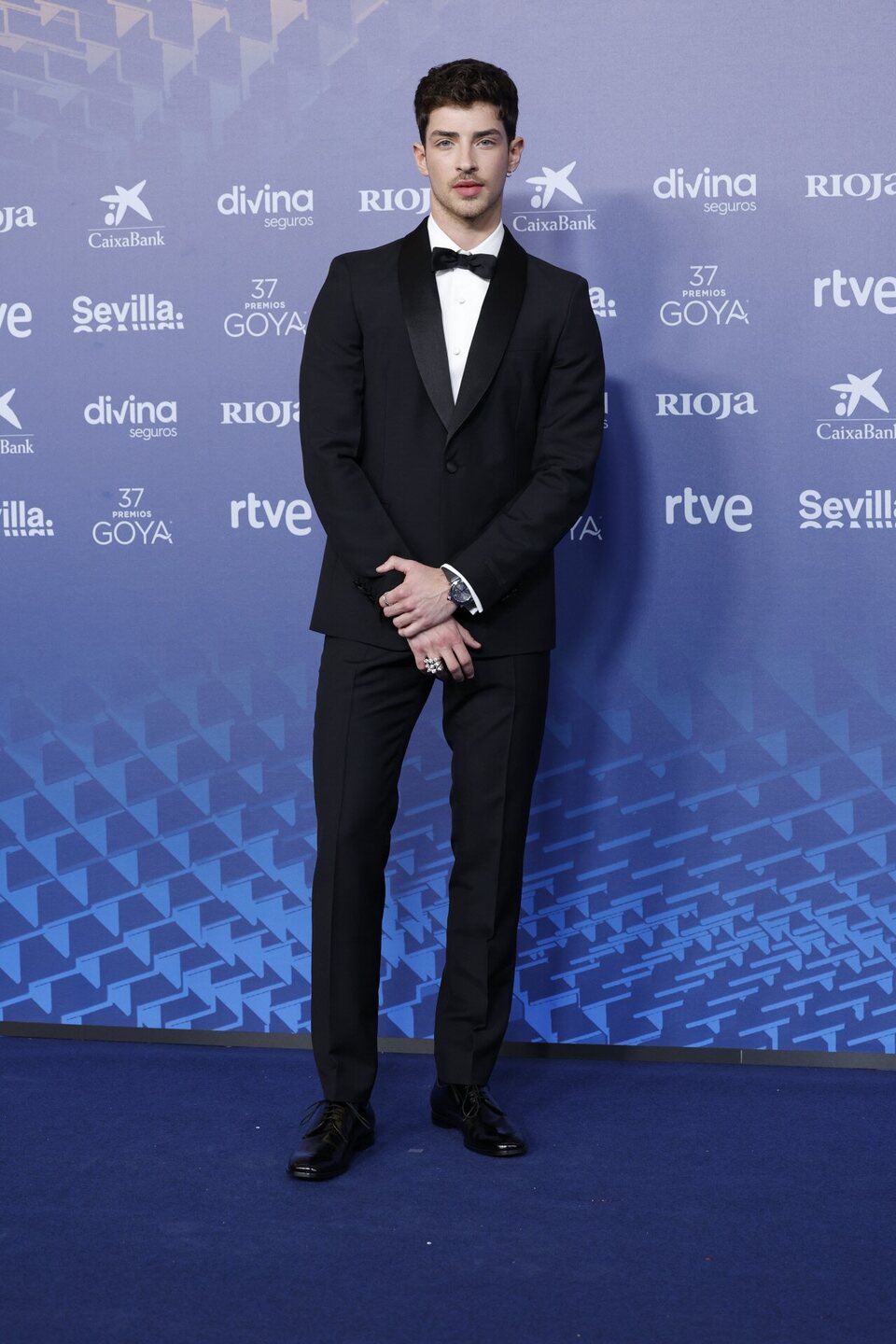 Manu Ríos at the blue carpet of the Goya Awards 2023