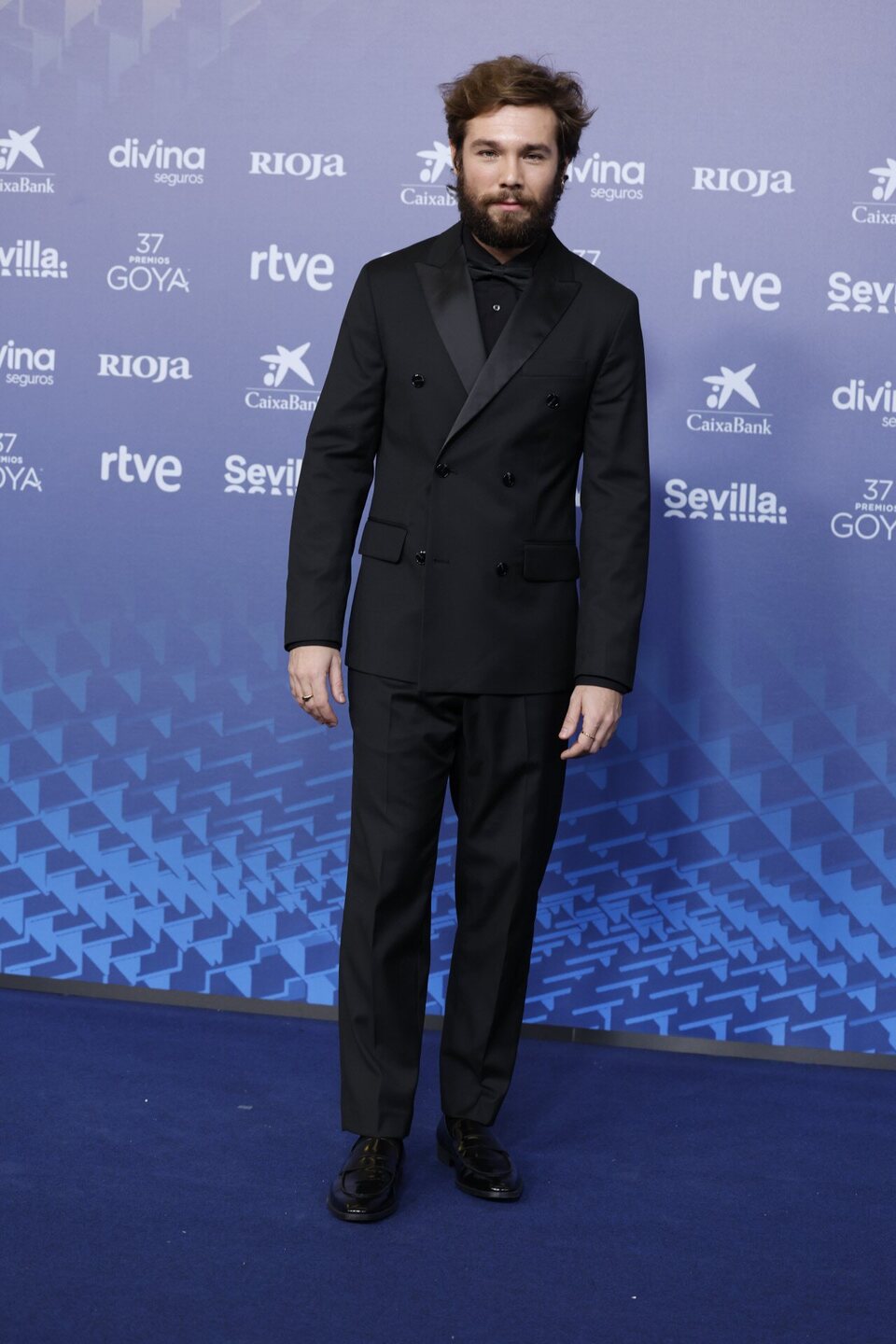 Carlos Cuevas at the blue carpet of the Goya Awards 2023