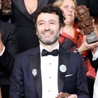 Rodrigo Sorogoyen at the winner's carpet of the 2023 Goya Awards