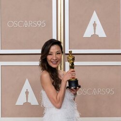 Michelle Yeoh with her Oscar for leading actress