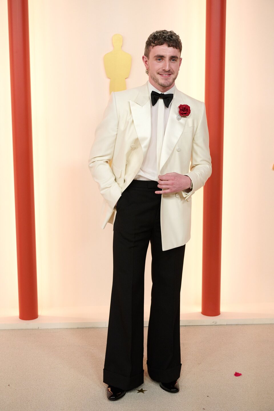 Paul Mescal at the champagne carpet of the Oscar Awards 2023