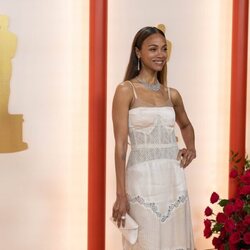 Zoe Saldana at the champagne carpet of the Oscar Awards 2023