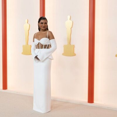 Mindy Kaling at the champagne carpet of the Oscar Awards 2023