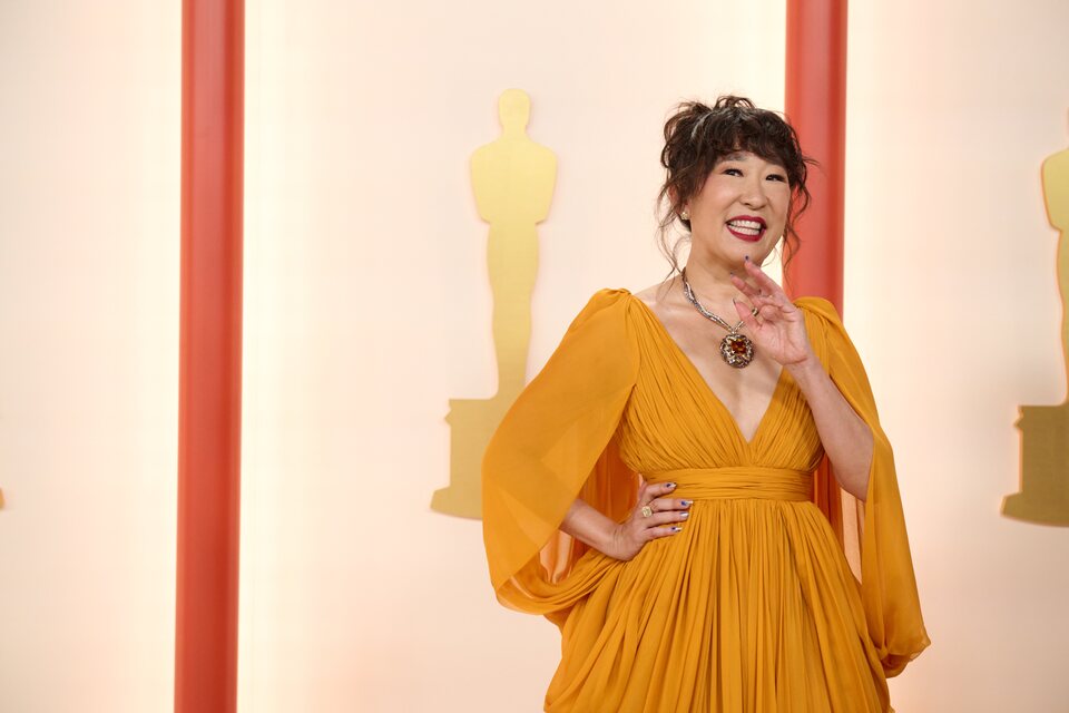 Sandra Oh at the champagne carpet of the Oscar Awards 2023