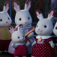 Sylvanian Families The Movie A gift from Freya