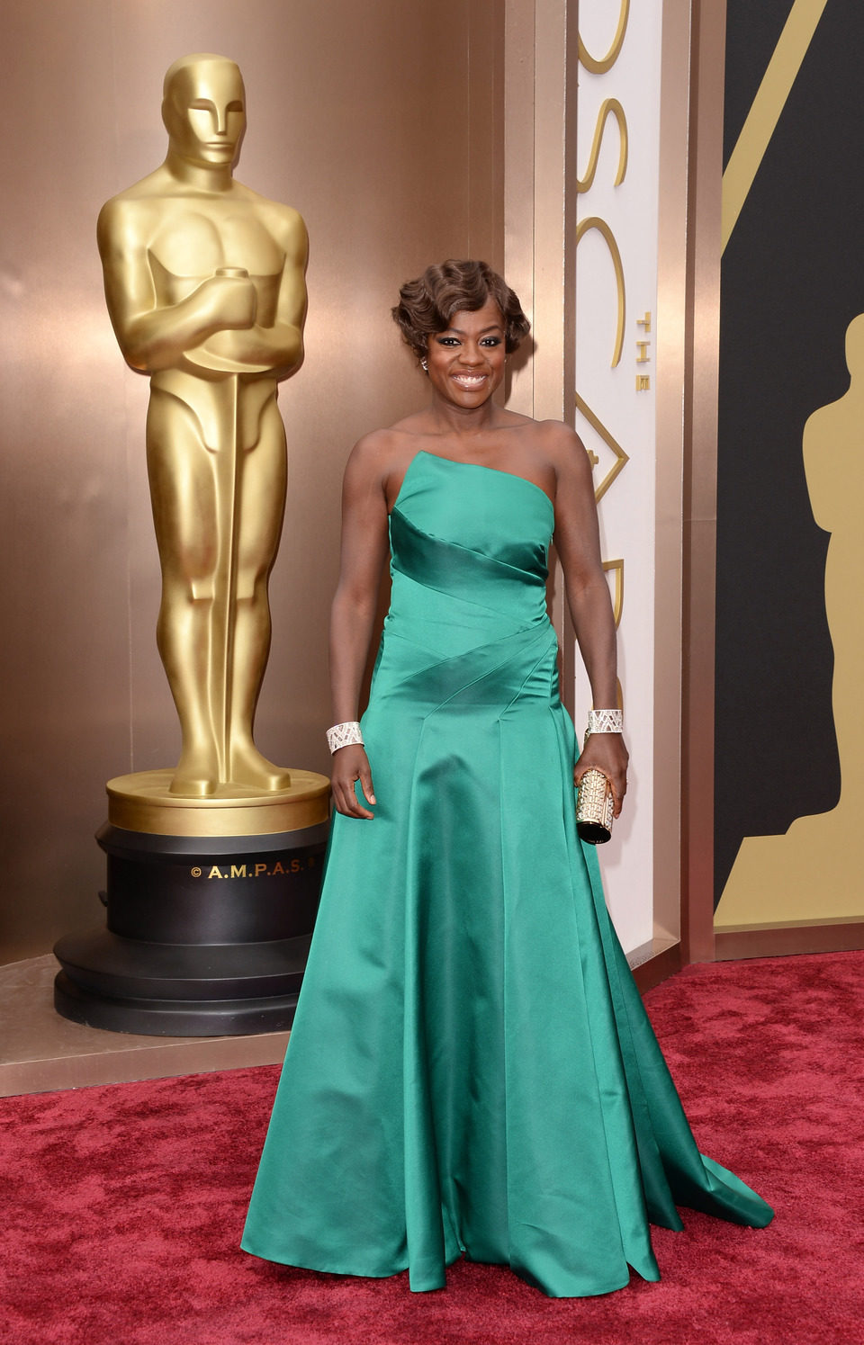 Viola Davis at the 2014 Oscars